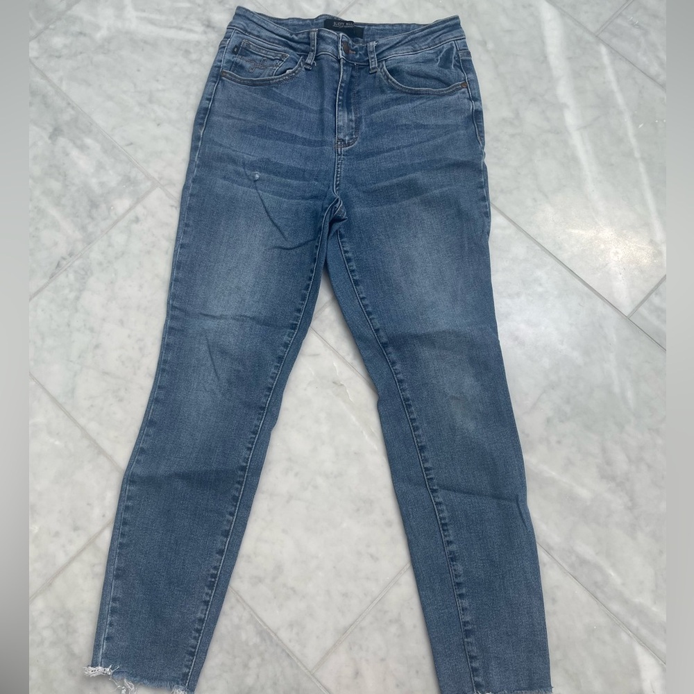 Judy Blue JB88259 Hi-Waisted Embroidered Pocket Relaxed Fit Sz 7 / 28
